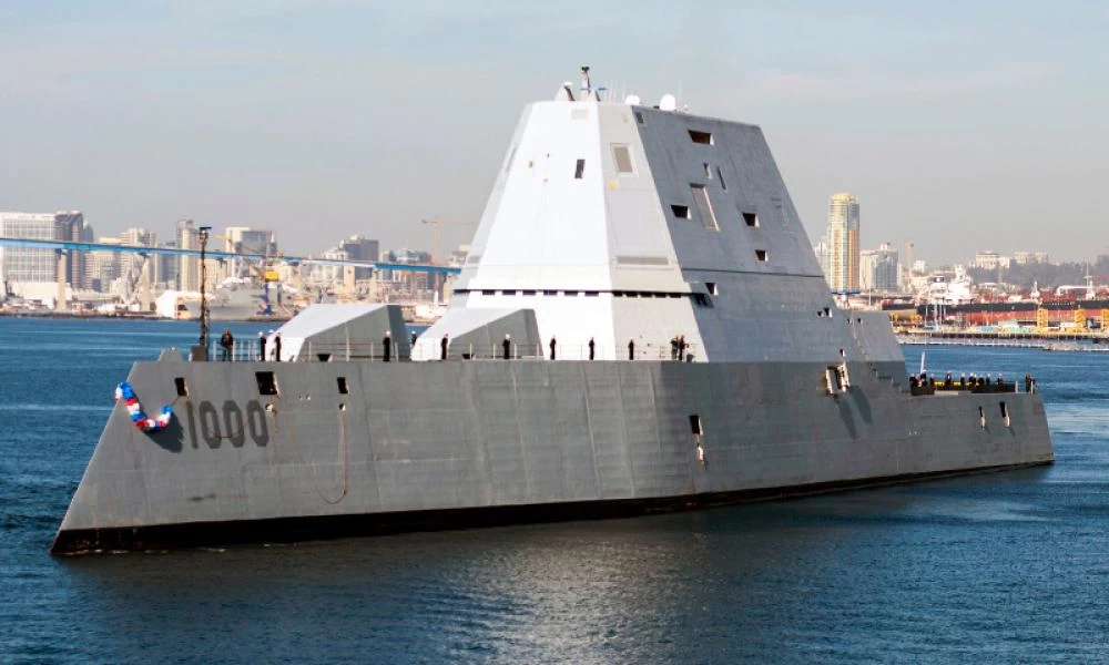 Γιατί το αντιτορπιλικό κλάσης Zumwalt κατασκευάζεται με κύτος τύπου Tumblehome; (βίντεο)